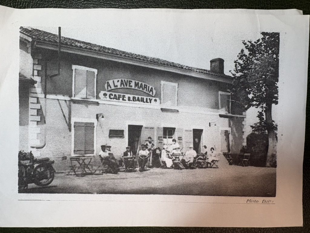 L'Ave Maria à Arnas, ancien café-relais routier, photo d'époque